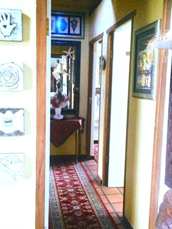 Hotel Dee'S Place Agulhas Exterior foto