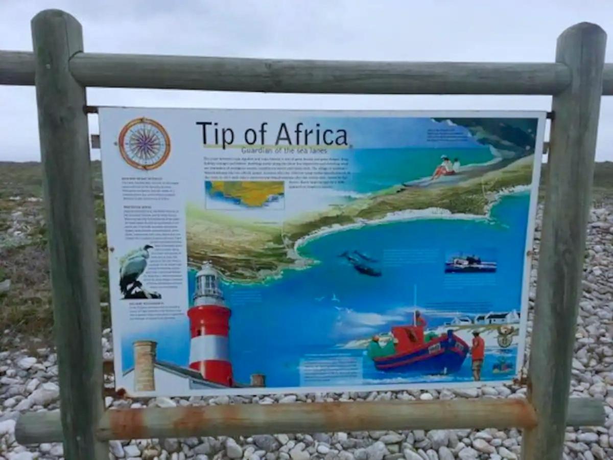Hotel Dee'S Place Agulhas Exterior foto